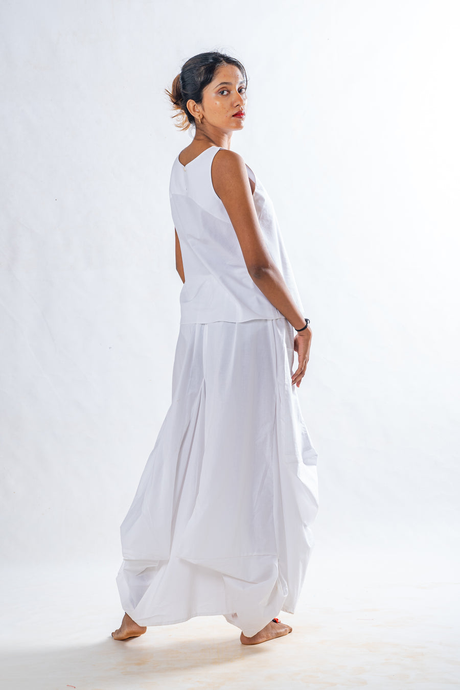 Set of 2- White Organic cotton Top, Pocket Skirt