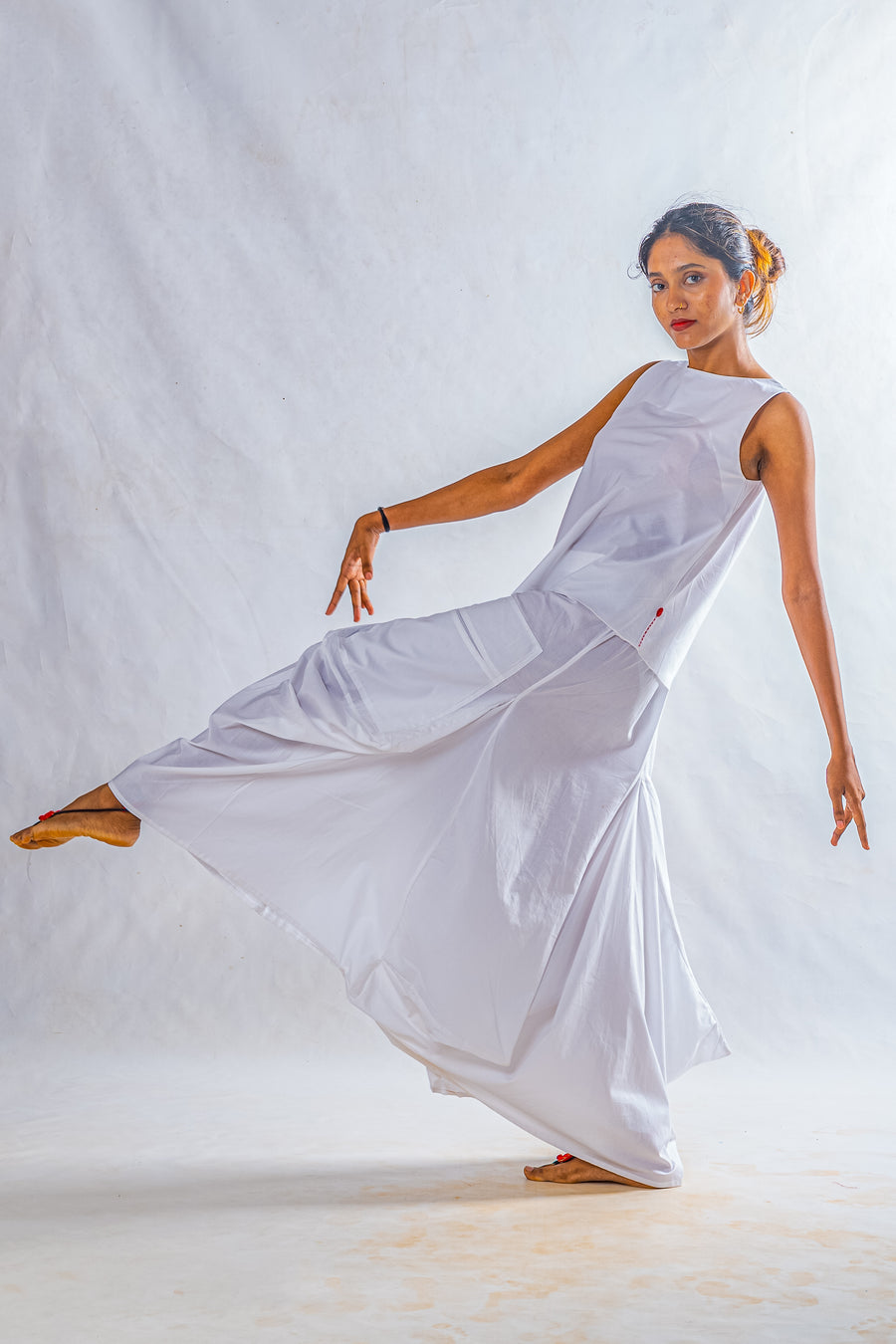 Set of 2- White Organic cotton Top, Pocket Skirt