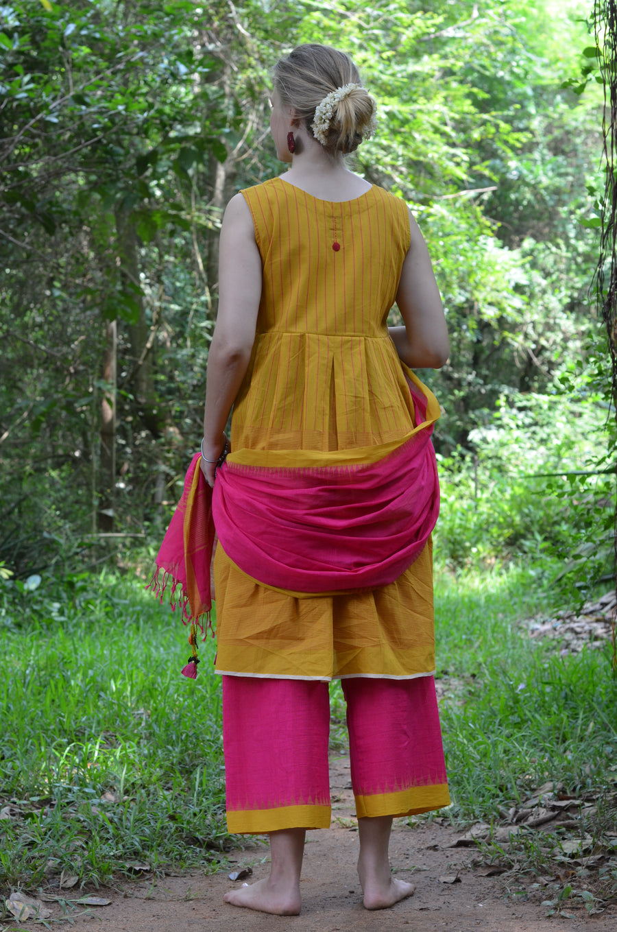 Set of 4- Mustard Yellow & Pink Temple border Festive ensemble