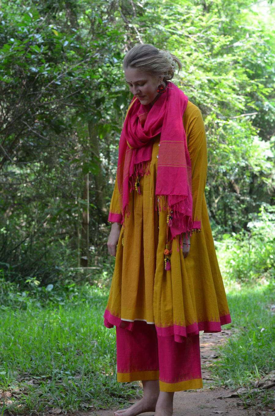 Set of 4- Mustard Yellow & Pink Temple border Festive ensemble