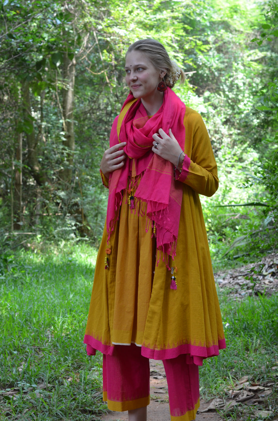 Set of 4- Mustard Yellow & Pink Temple border Festive ensemble