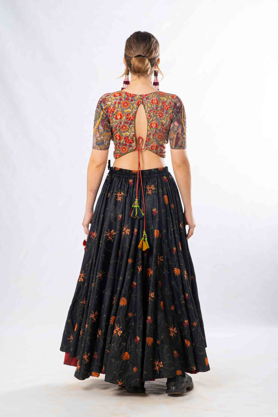 Set of 2- Gowri Silk embroidered skirt & kalamkari Blouse