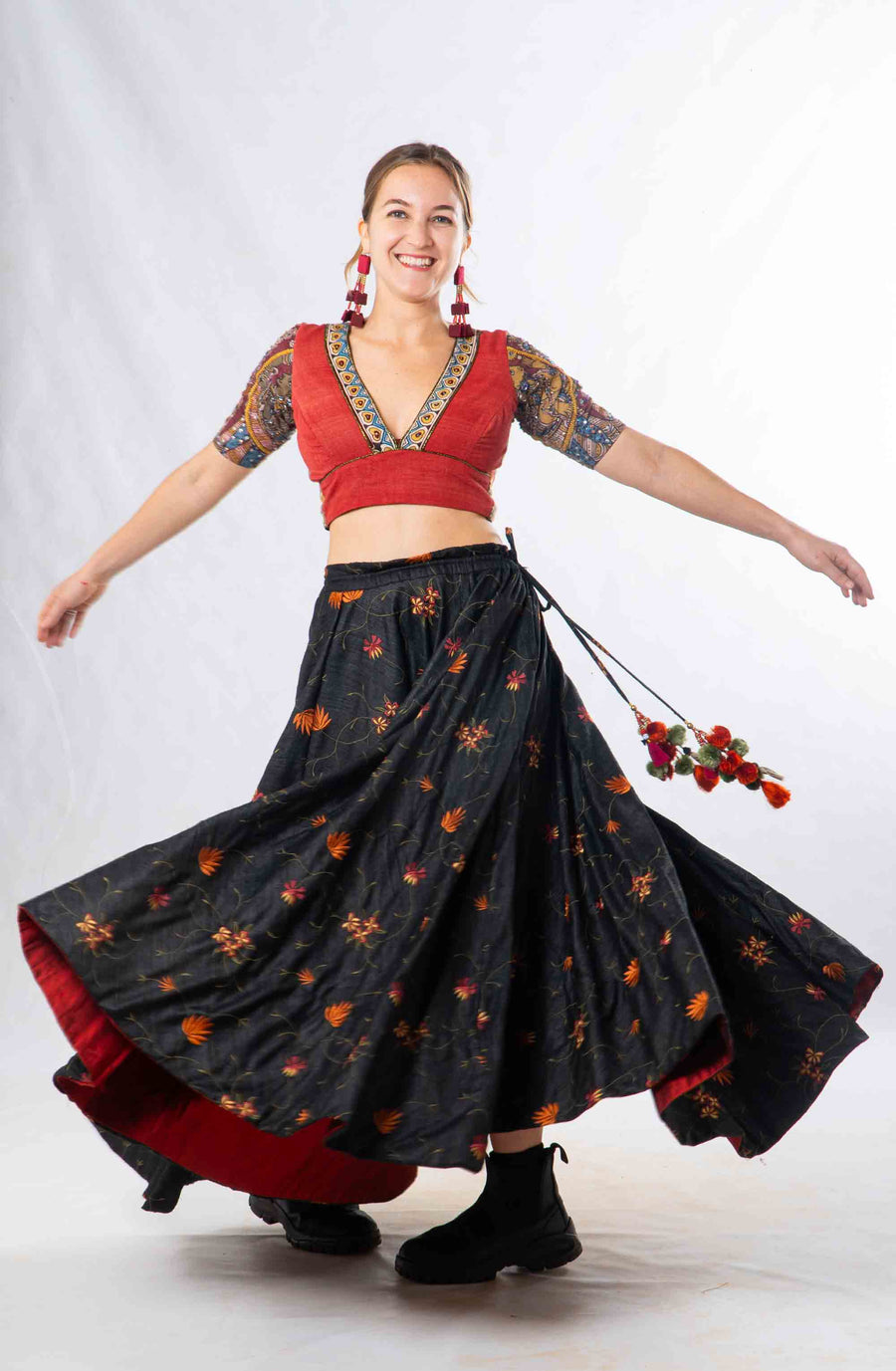 Set of 2- Gowri Silk embroidered skirt & kalamkari Blouse