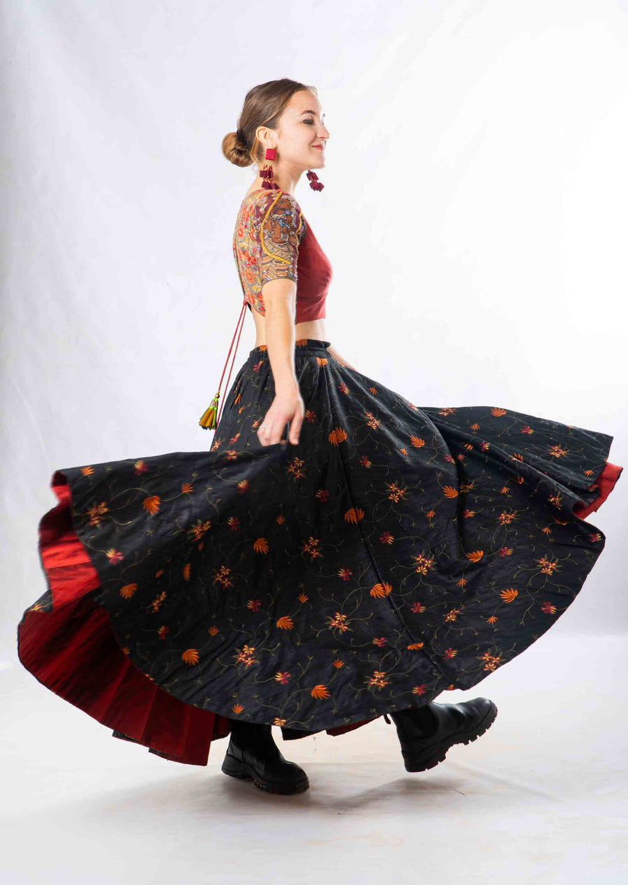 Set of 2- Gowri Silk embroidered skirt & kalamkari Blouse