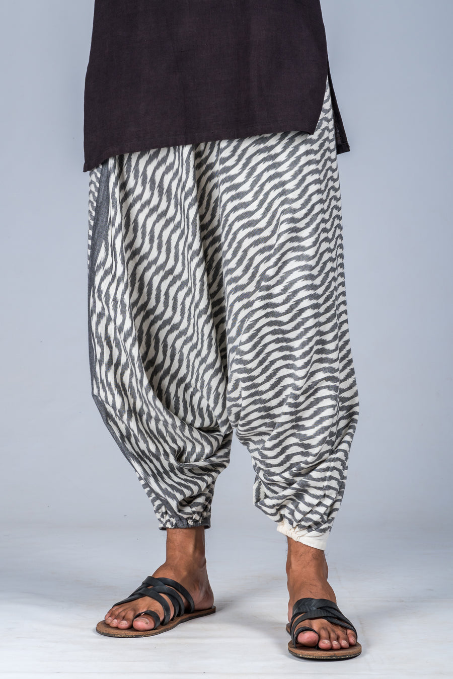 White and Grey Ikat Waves - Turkish Pant