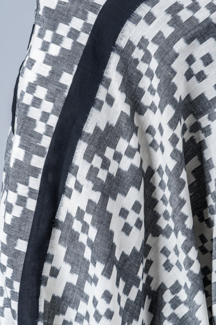White and Grey Ikat Pattern - Turkish Mid Length Pant