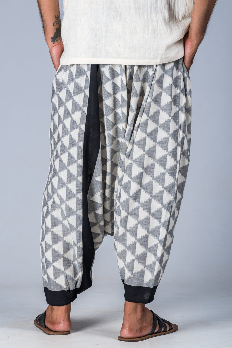 White and Grey Ikat Triangles - Turkish