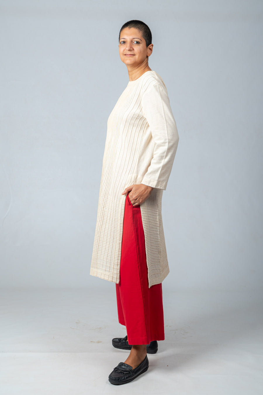 Khadi Kurta- PURTI - Off White  red Desi Cotton