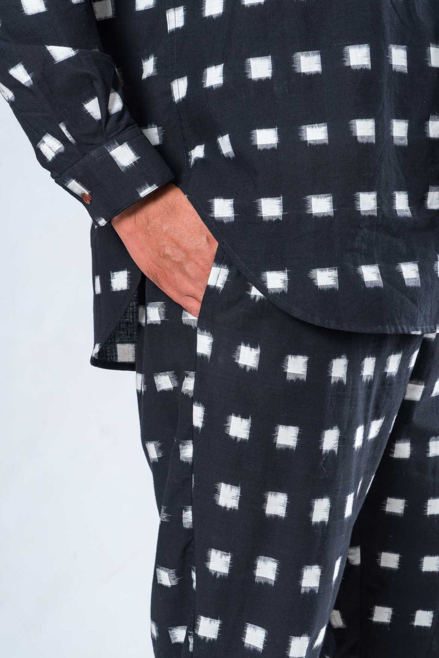 Set of 2- Black Gender-Fluid Ikat Top & Pant