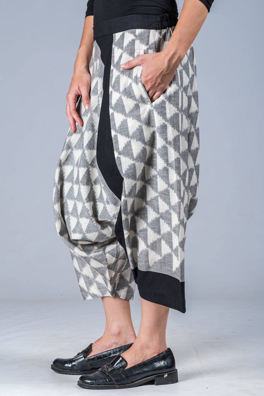 White and Grey Ikat Triangles - Turkish Mid Length Pant