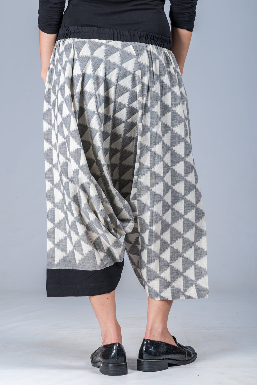 White and Grey Ikat Triangles - Turkish Mid Length Pant