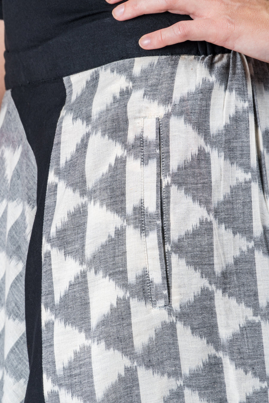 White and Grey Ikat Triangles - Turkish Mid Length Pant