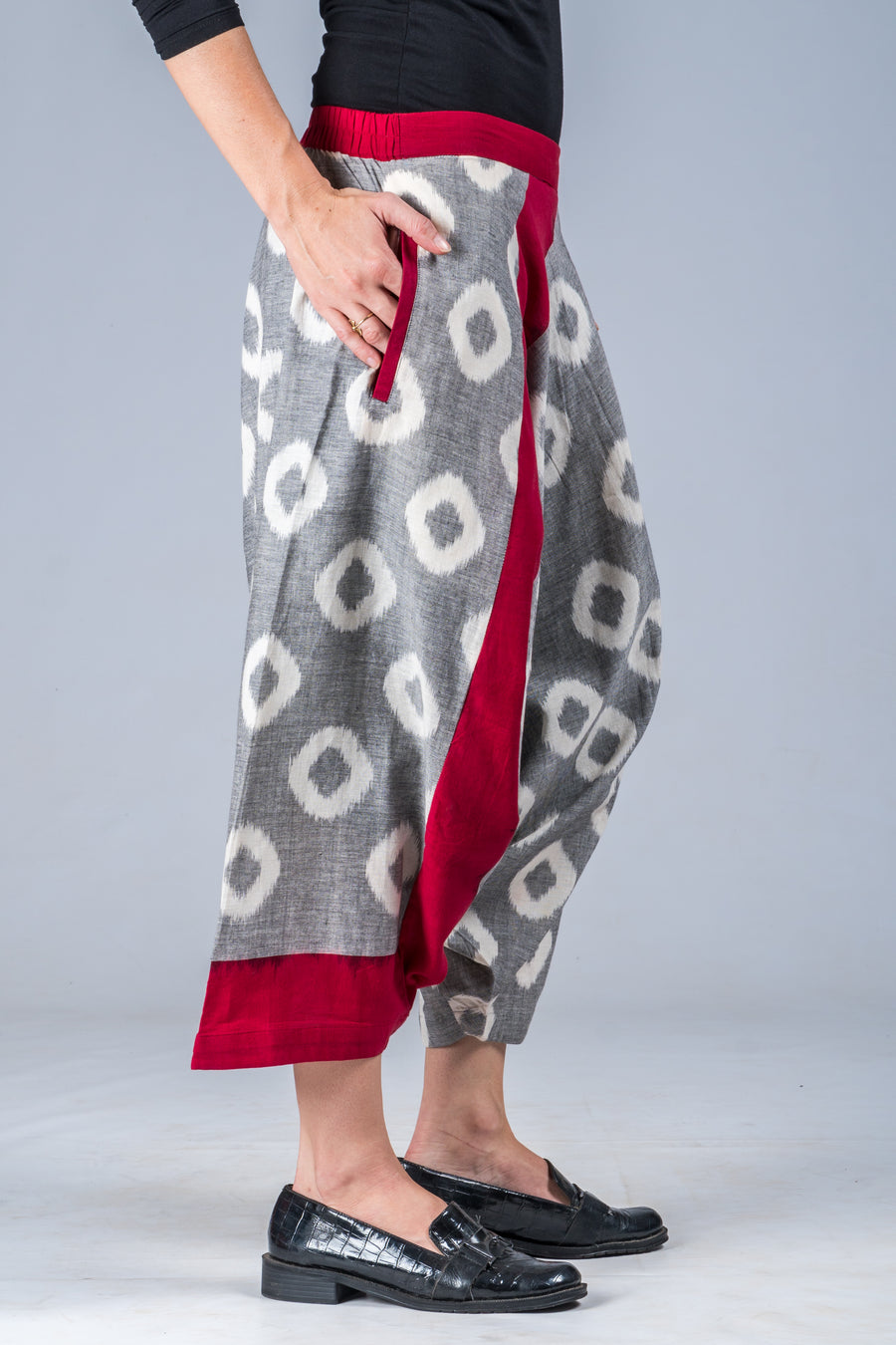 Red & Grey Ikat - Turkish Mid Length Pant