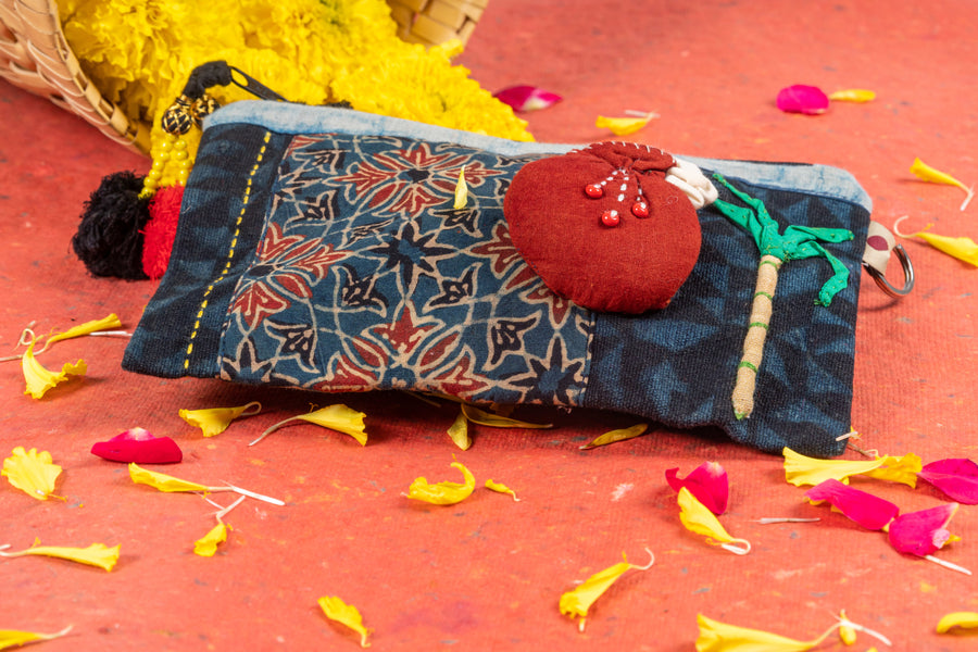 Pongal Paanai Pouch