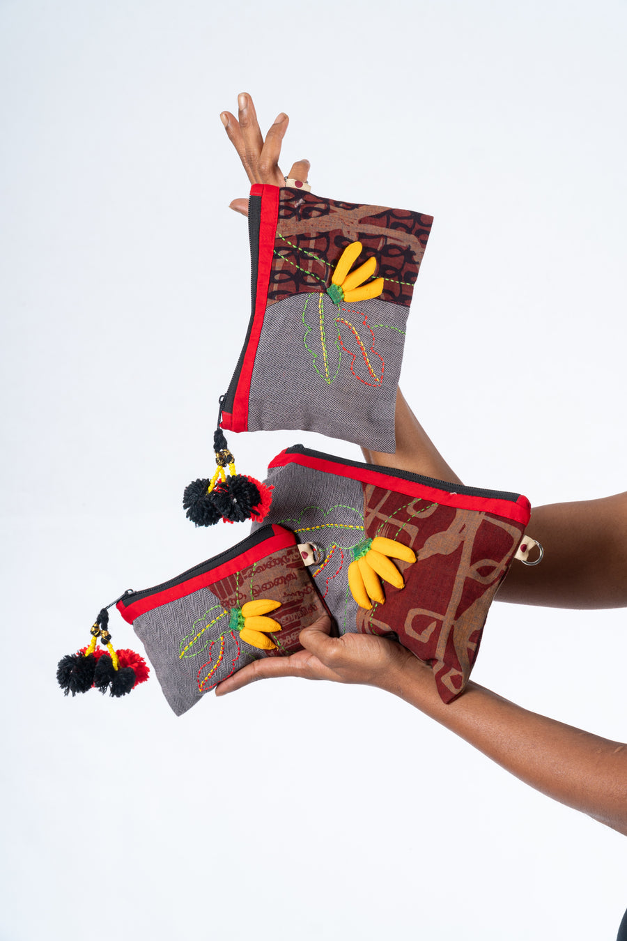 Upcycled Organic Cotton Pouch 3D - BANANA FRUIT